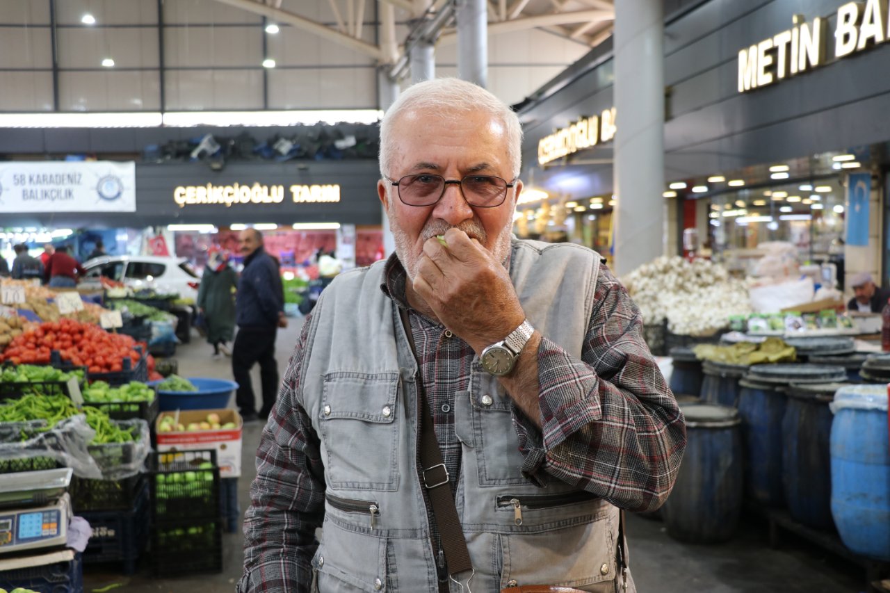 3 tanesinin C vitamini 1 kilo mandalina denk! Hünnap tezgahlarda yerini aldı