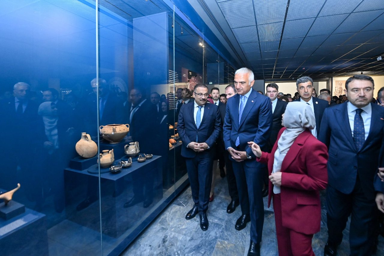 62 bin tarihi eser tek çatı altında birleşti: Kütahya Arkeoloji ve Maden Müzesi açıldı