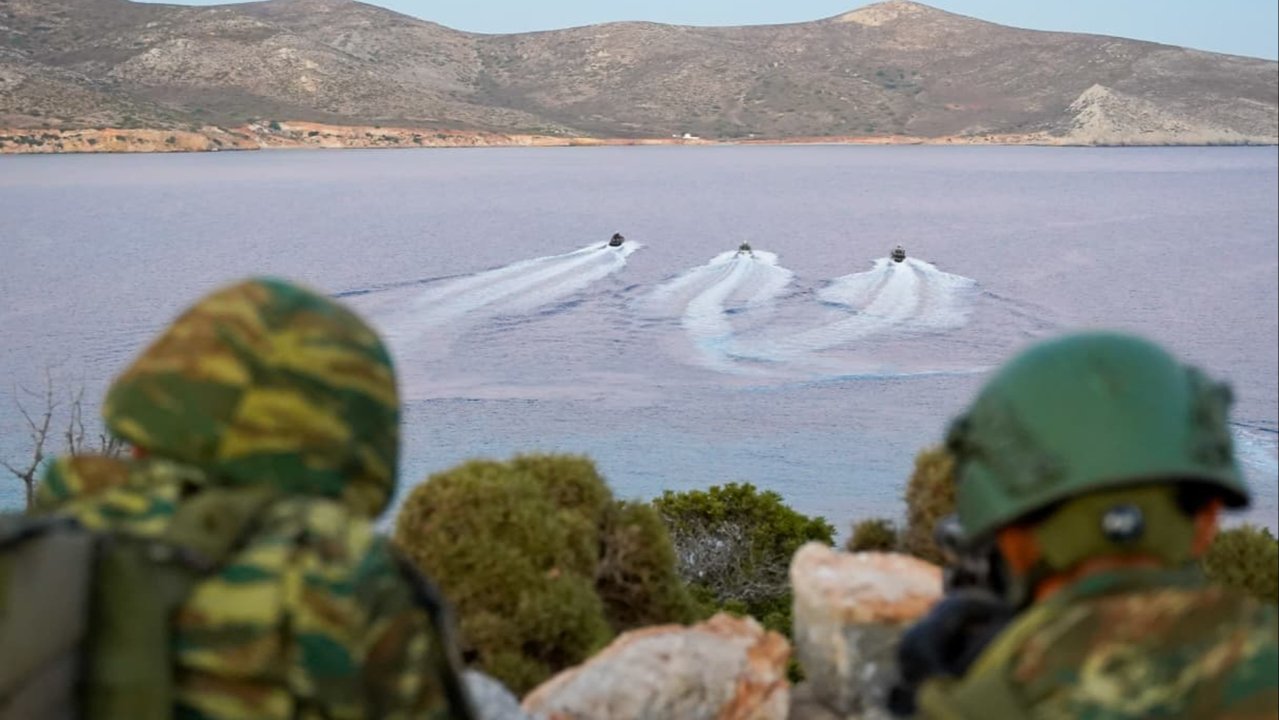 Adacık ve kayalıklara asker çıkarma tatbikatı: Yunan’dan yeni tahrik