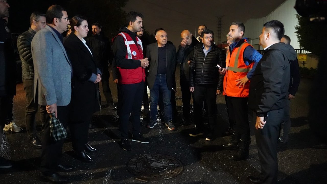 AĞIR KOKU İLÇEYİ AYAĞA KALDIRDI