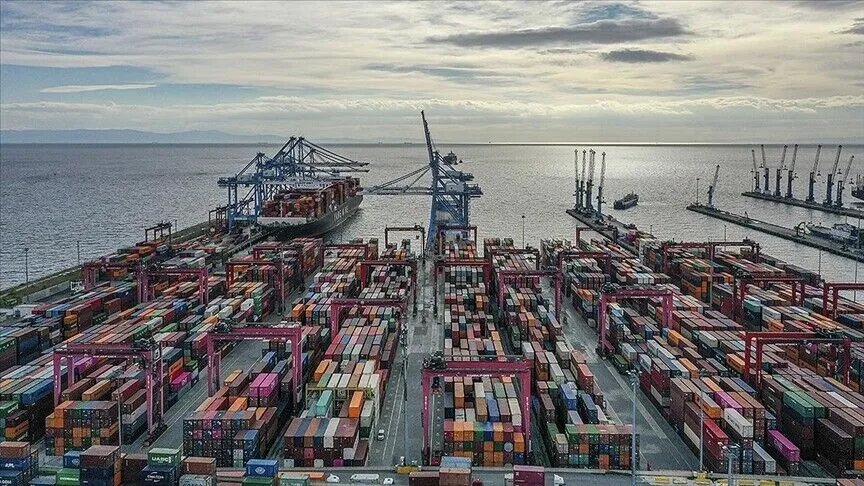 Dış ticaret açığı ağustosta yüzde 22,3 arttı
