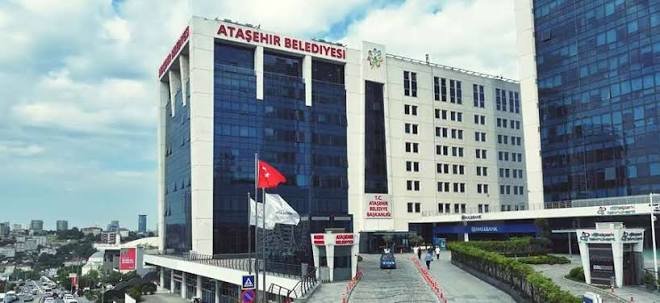 İBB ve Ataşehir Meclisinde dengeleri değiştirecek transfer: 6 CHPli üye AK Partiye geçti