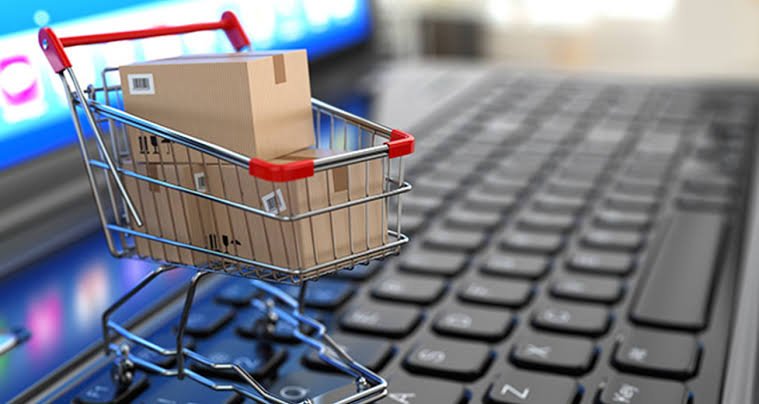 İnternette sahte yorum dönemi bitiyor: Ticaret Bakanlığı düğmeye bastı