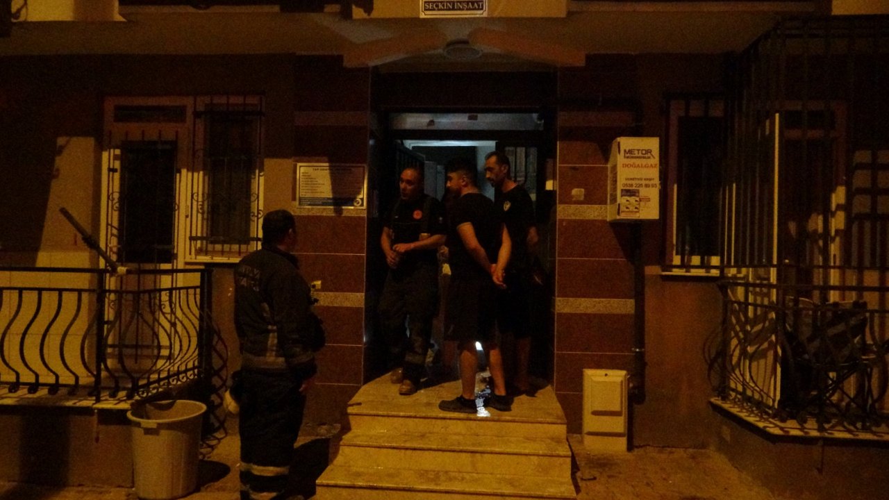 Kayıp oğlunun peşinden TV programına koştu, Antalya’daki evi yandı