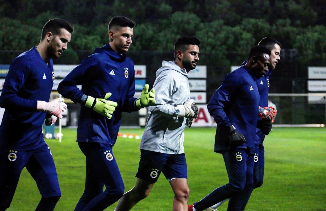 Erdem Bali, Fenerbahçe döneminde Berke Özer'in antrenörlüğünü yaptı.