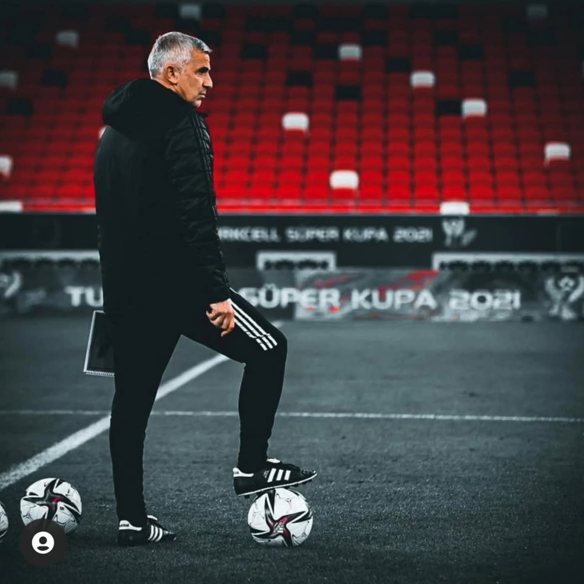 Önder Karaveli (Fotoğraf: Instagram)
