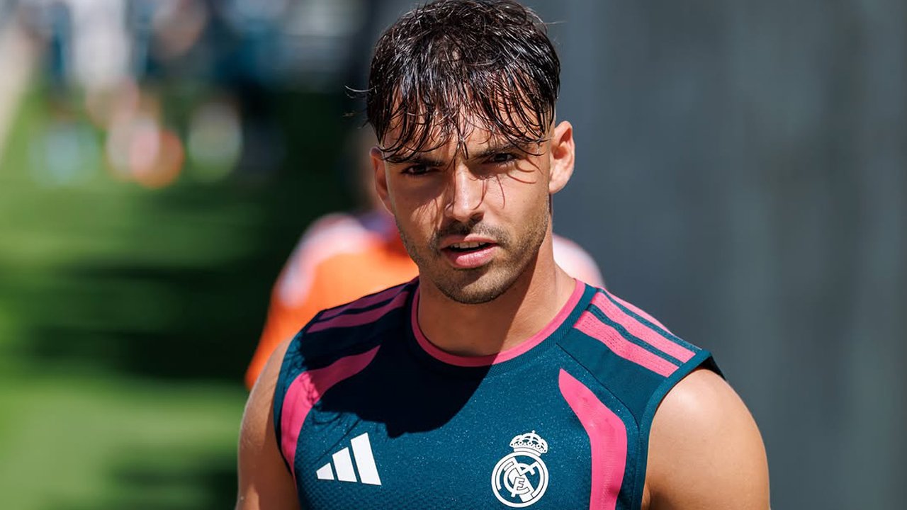 Real Madrid açıkladı: Raul Asencio'dan kötü haber görseli