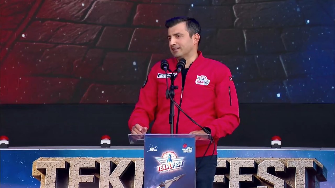 Selçuk Bayraktar: TEKNOFEST, 'biz yapamayız' diyen anlayışa başkaldırıdır