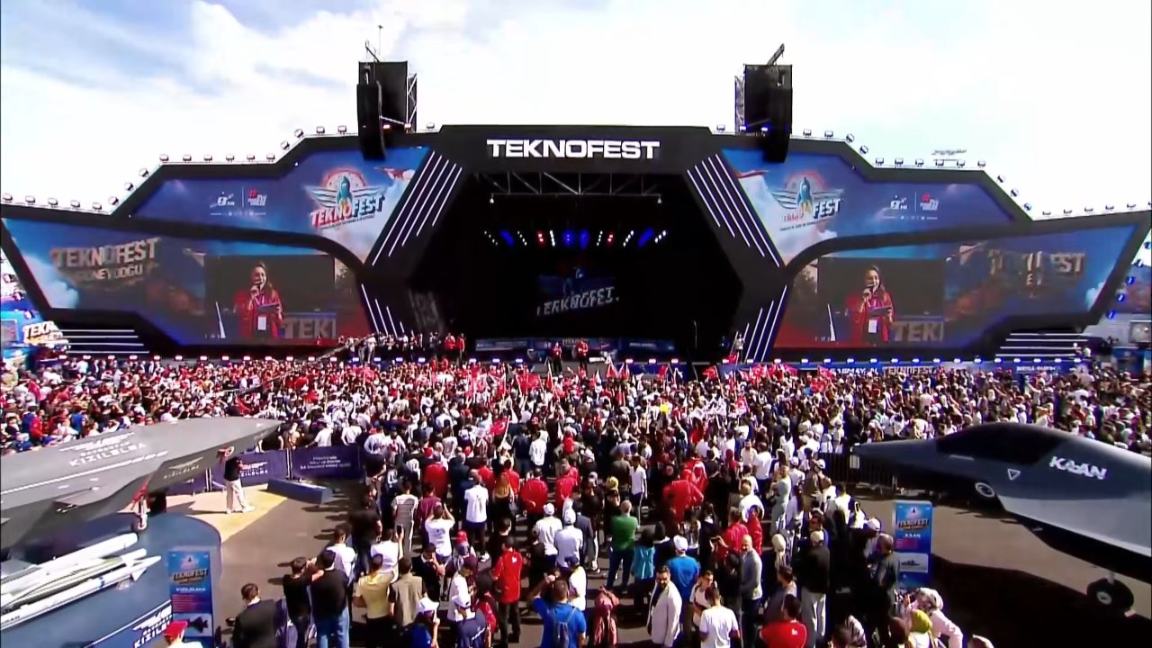 Selçuk Bayraktar: TEKNOFEST, 'biz yapamayız' diyen anlayışa başkaldırıdır