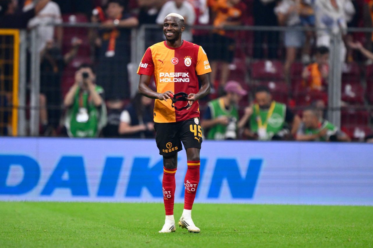 Victor Osimhen, 21 milyon euro ile takımın en öçok kazanan futbolcusu konumunda.