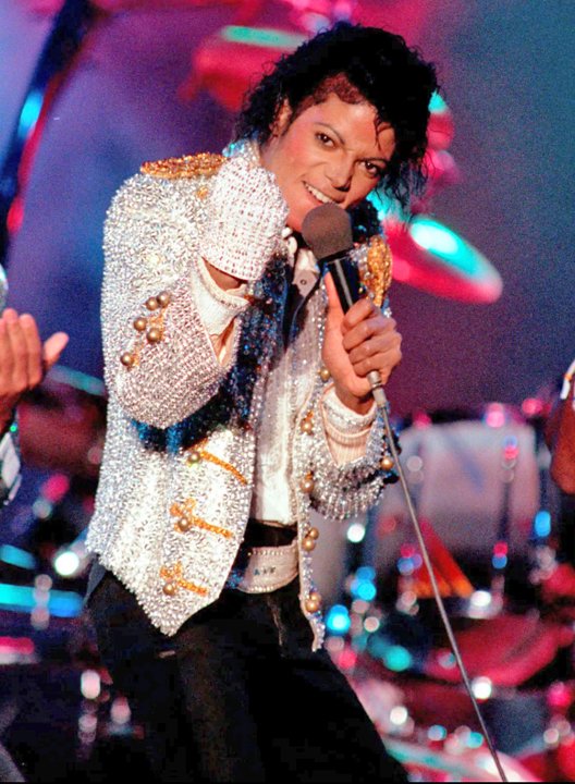 Anestezi ilacı Propofol yine gündemde: Jackson’ı zehirleyen ‘ilaç’la ölmüş!
