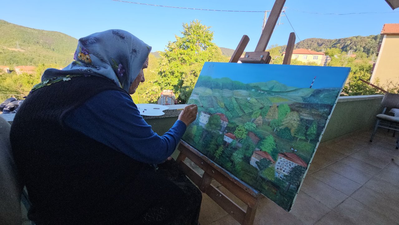 Bob Ross'u izleyerek ressam oldu! 81 yaşında 44 tabloya imza attı