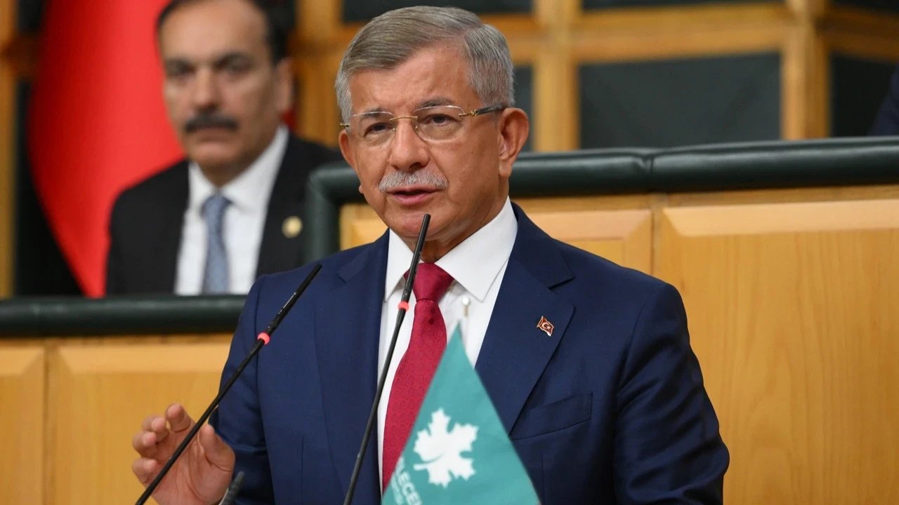 Ahmet Davutoğlu