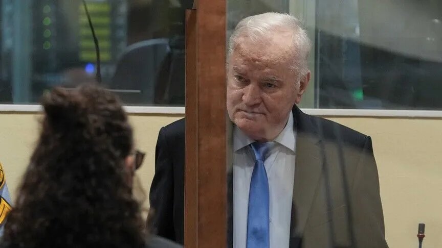 Soykırımın baş sorumlusuydu! Sırbistan’da skandal: ‘Bosna Kasabı’nın cenazesine devlet töreni düzenlendi
