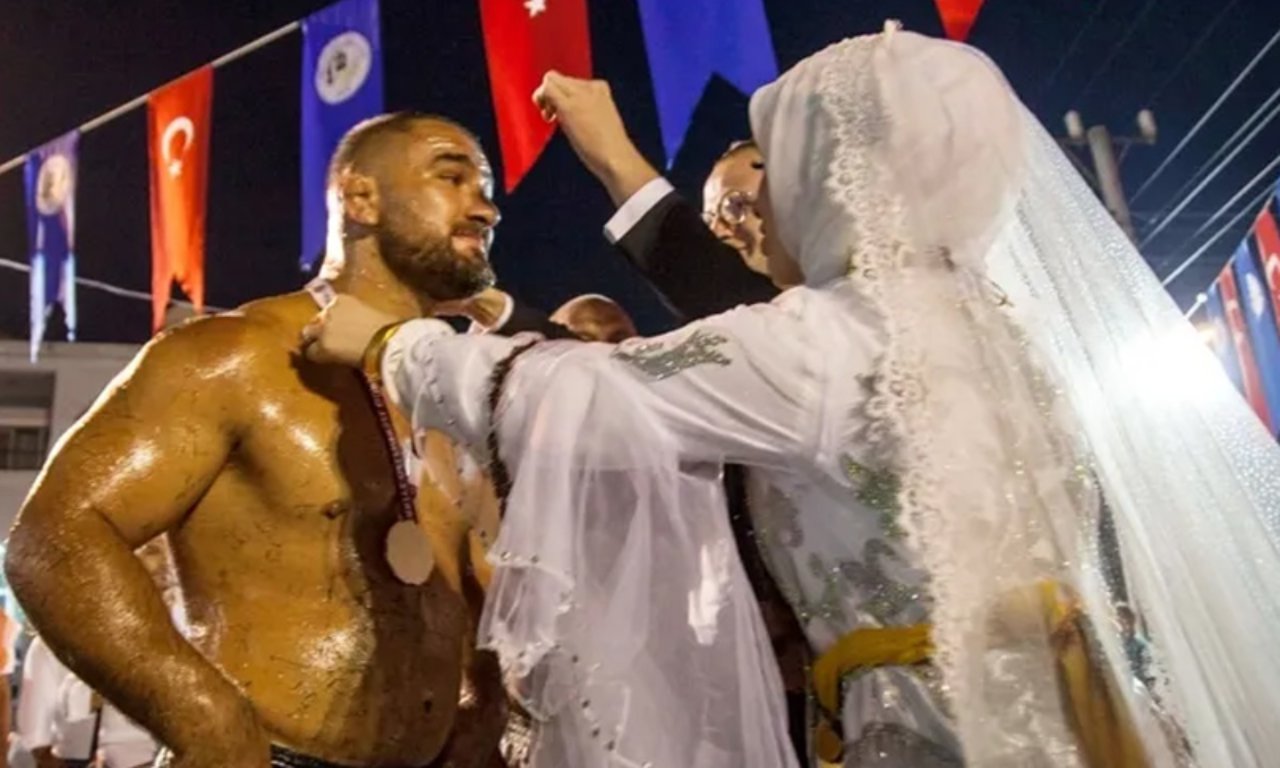 5 milyonluk altınla ortadan kaybolmuştu… Özbek gelin ortaya çıktı! Damat ve kayınpederi suçladı