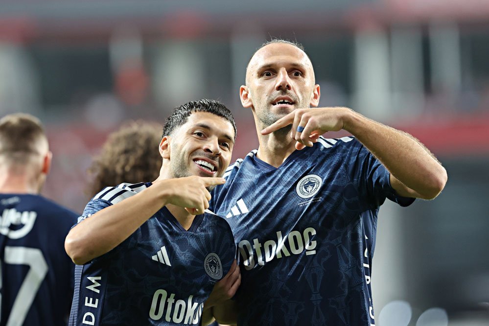 Fenerbahçe Futbol Takımı