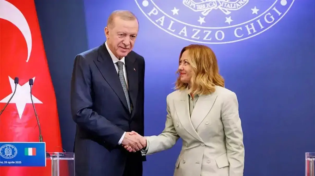 Meloni İtalya'da tarihe geçti, Cumhurbaşkanı Erdoğan'ın mesajına böyle cevap verdi: İş birliği vurgusu dikkat çekti