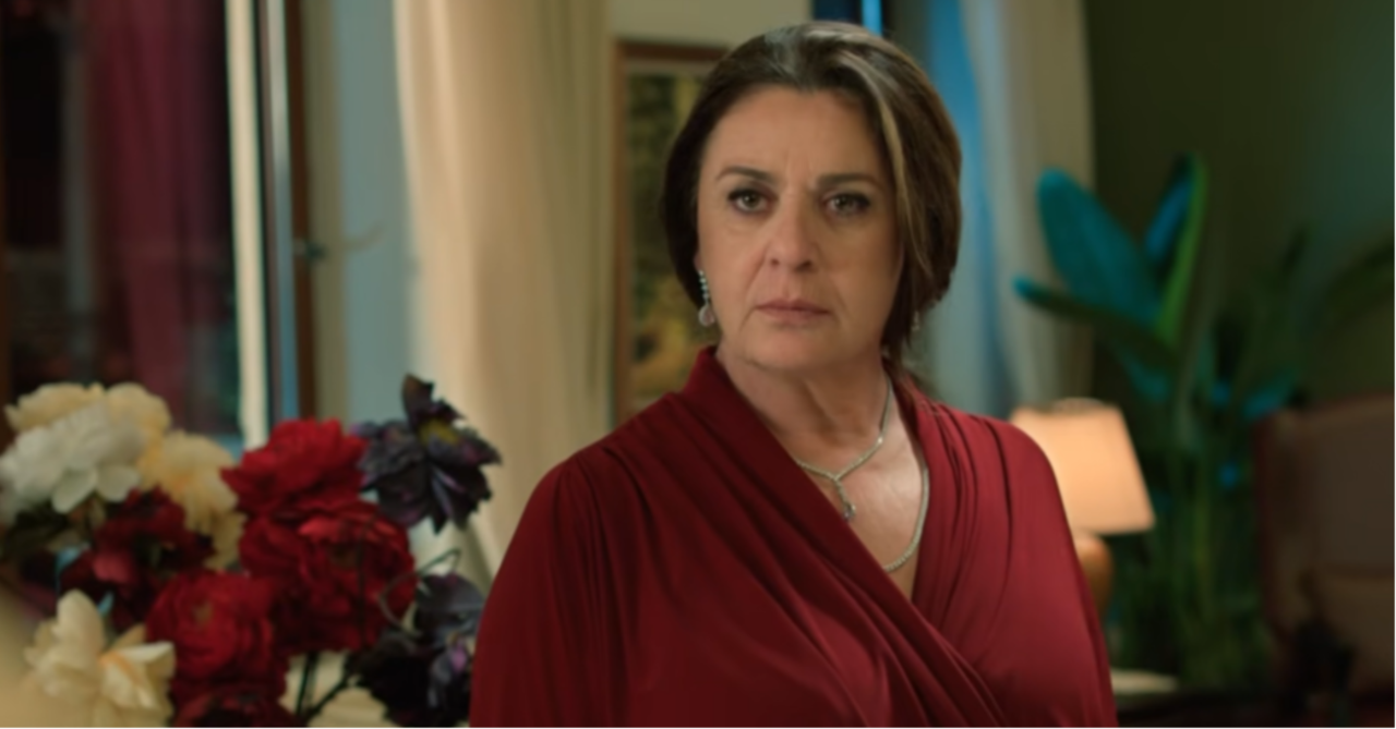 Zeyno Eracar (Behiye Hozan)