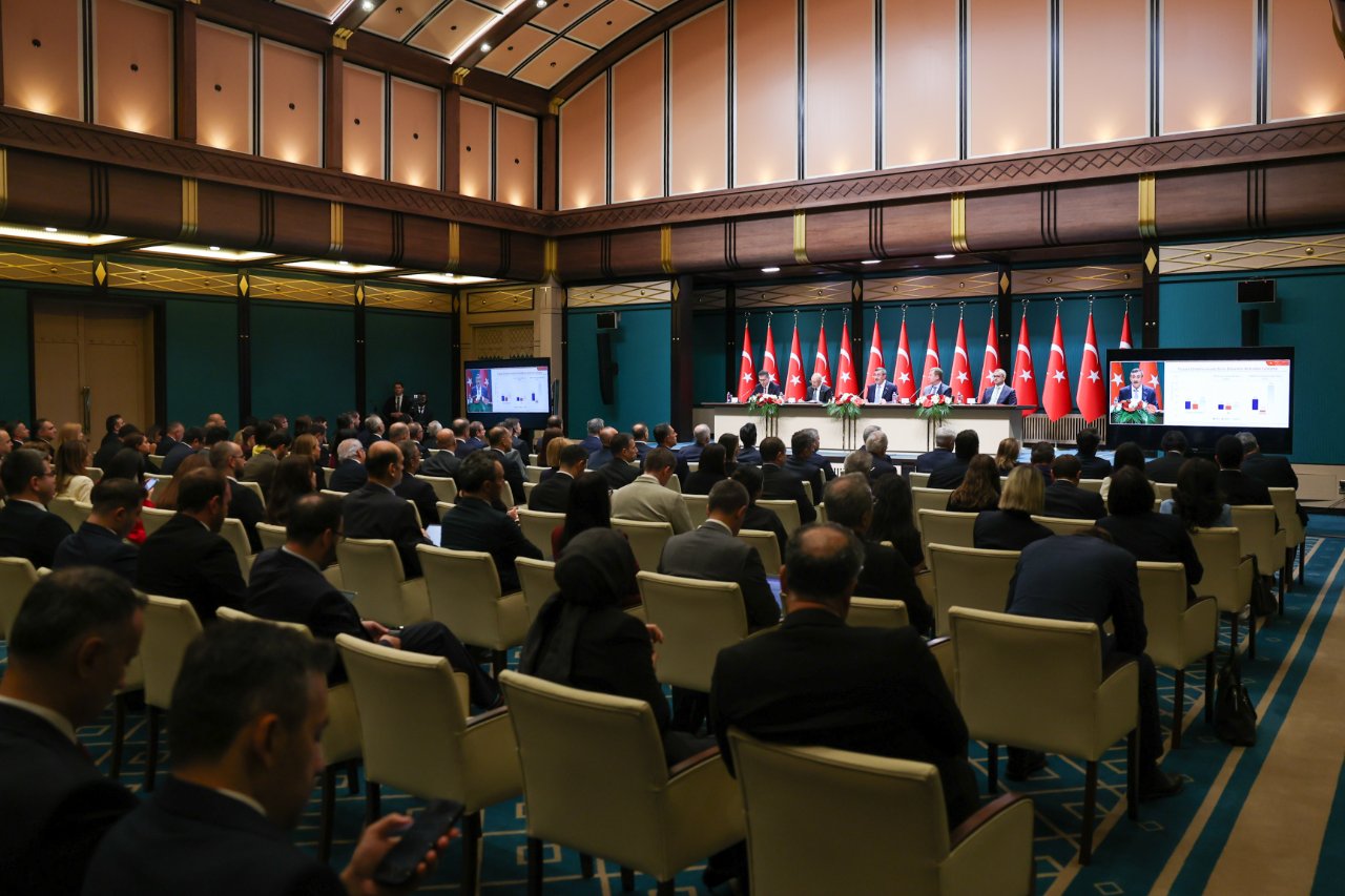 6 bakanlığın bütçesine denk... Kamuda tasarruf 10 milyar dolara dayandı