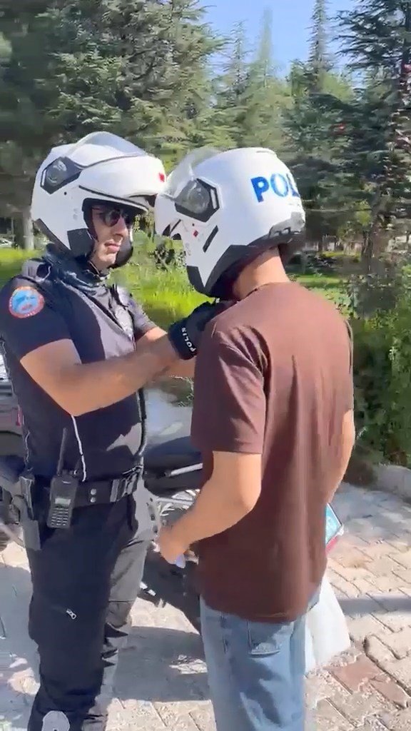 Bakan Çiftçi'den KPSS teşekkürü: Polisimizden tam zamanında müdahale
