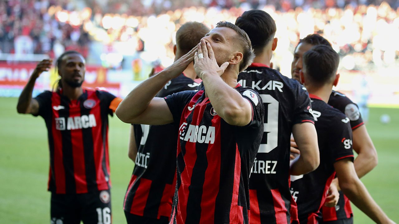 Çorum FK, Süper Lig'deki ilk 3 puanını aldı