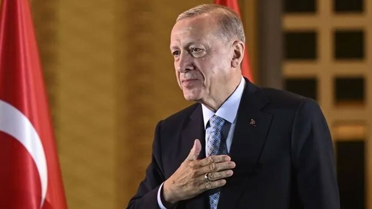 Cumhurbaşkanı Erdoğan'dan A Milli Kadın Voleybol Takımı'na tebrik