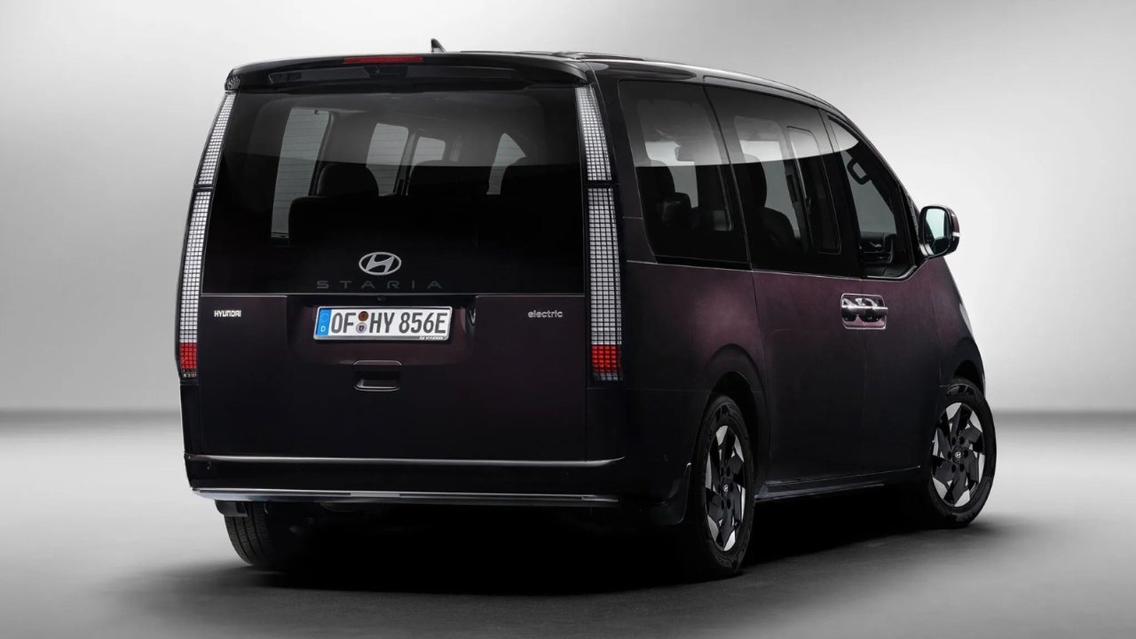Hyundai’den ID. Buzz’a rakip: Staria Electric Avrupa’da satışa çıktı