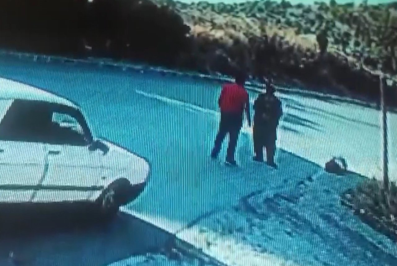 Kan donduran görüntüler Adanadan: Engelli adamı darbedip “Namusuma göz diktiler” dedi