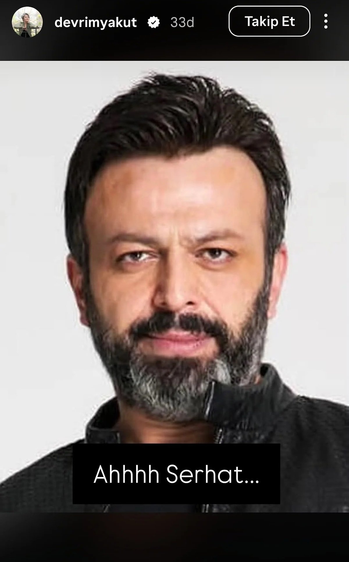 Serhat Kılıçın ani ölümü sevenlerini yıktı: Sanat camiasından peş peşe veda mesajları yağdı