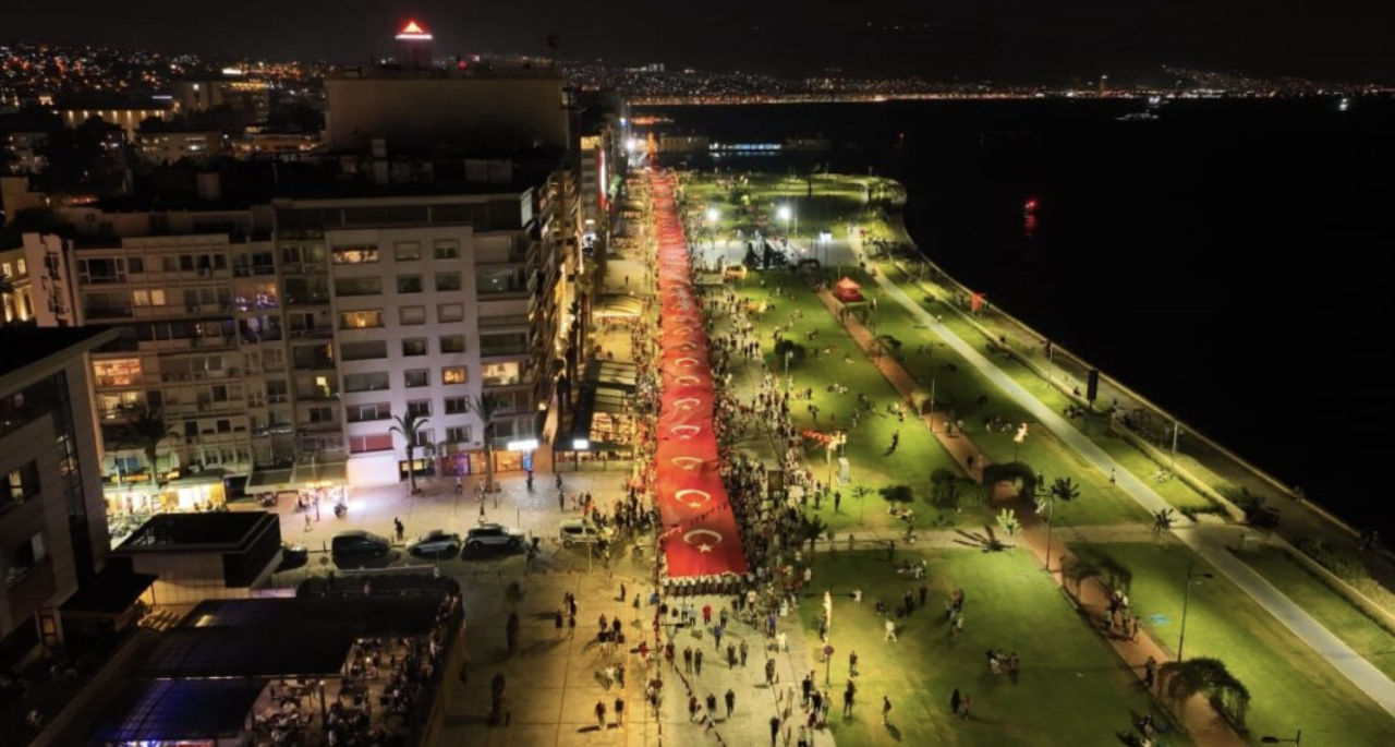 9 Eylül resmi tatil mi? İzmirin Kurtuluşu 104. yıldönümü kutlama programı valilik tarafından duyuruldu!