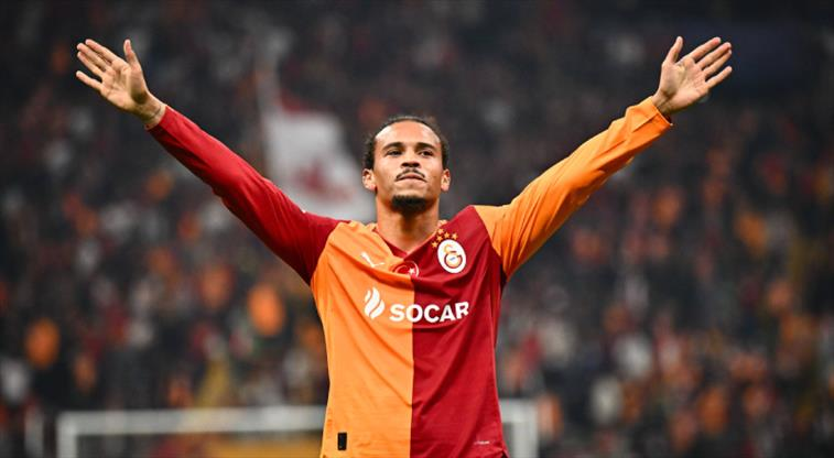 Galatasarayın yıldızı Sane için Almanyadan bomba sözler:  Süresi doldu