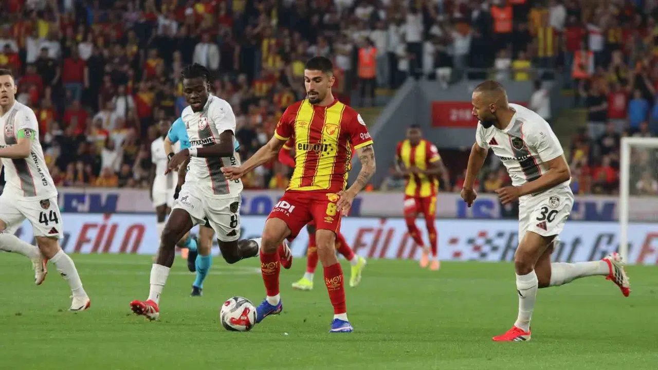 Göztepe Gaziantep FK maçı hangi kanalda, saat kaçta, canlı yayın nerede izlenir? İşte muhtemel ilk 11ler!