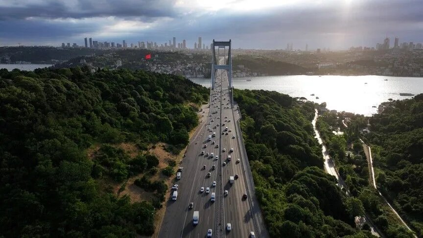 İstanbul'da uyum haftası ve ilk iş gününde trafik yoğun!