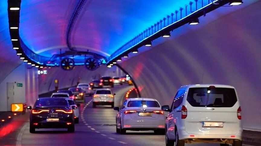 İstanbul'da uyum haftası ve ilk iş gününde trafik yoğun!