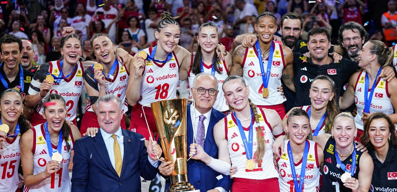İtalyan basınından Filenin Sultanları’na övgü: Türkiye pes etmedi, İtalya yıkıldı!