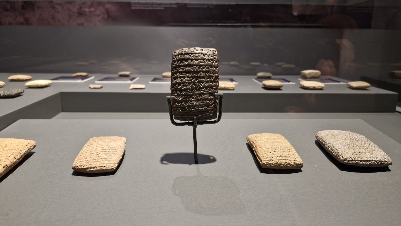 Kültepe’nin mirası tekrar canlanıyor! Dört bin senelik tabletler kayadan oyma müzede toplanacak