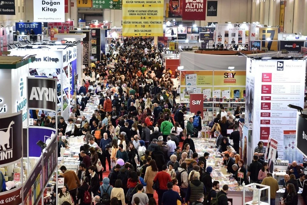 Sanat sezonu dopdolu! Dikkat çeken ressamların sergileri geliyor