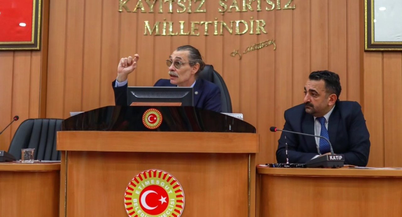 Erdal Beşikçioğlu - Taylan Özgüven
