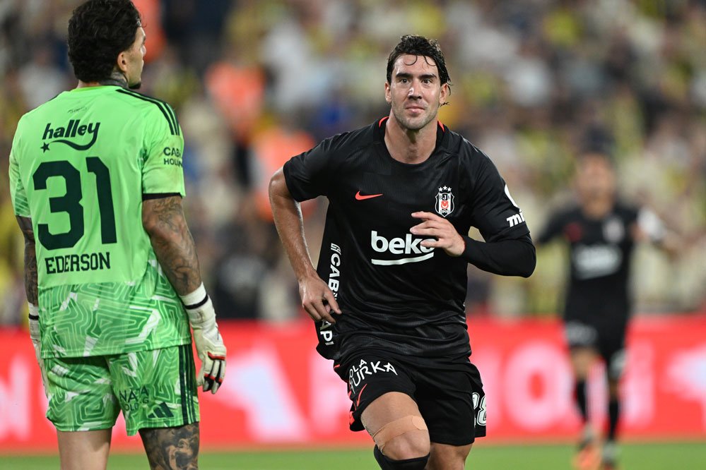 Ederson - Vlahovic