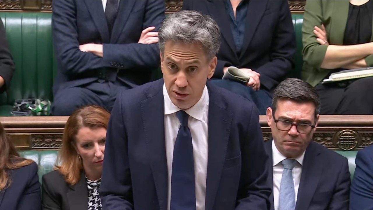 İngiltere Dışişleri Bakanı Miliband