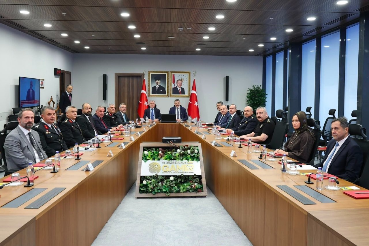 Bakan Çiftçi 81 ilin valisine talimat verdi:  Geçen yıl yaşananlar tekrar etmesin