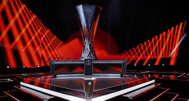 Beşiktaş, UEFA Avrupa Ligi'nde Bayer Leverkusen, Olimpik Marsilya, Celtic Union SG, Crystal Palace, Hoffenheim, Hapoel Beer Sheva ve Omonia ile karşı karşıya gelecek.
