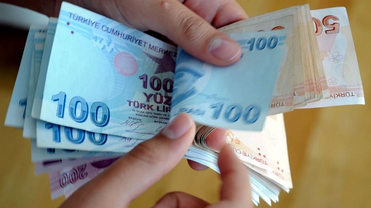 Çocuğunun yarınını garantiye alan ailelere 3.500 TL ek destek! 18 yaş altı BES ile geleceğe birikim bugünden başlıyor