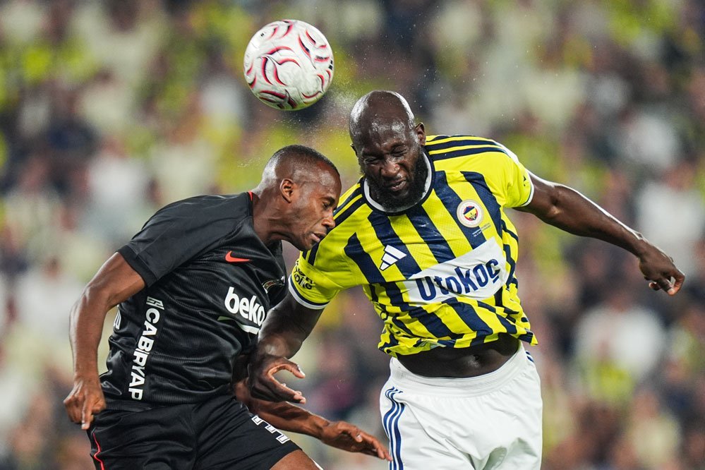 Fenerbahçe-Beşiktaş derbisinin faturası kesildi: Vlahovic, Aziz Yıldırım ve Kerem Aktürkoğlu PFDK'da