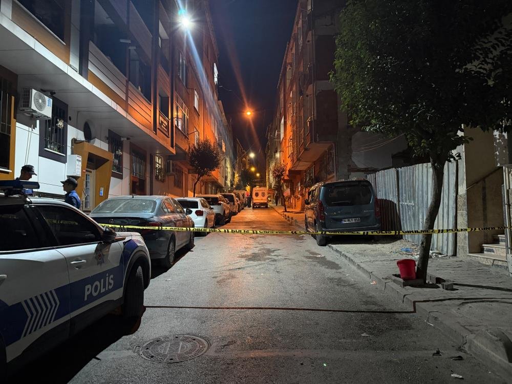 İstanbul'da dehşet! Evde silahlar konuştu: 1'i çocuk 3 ağır yaralı