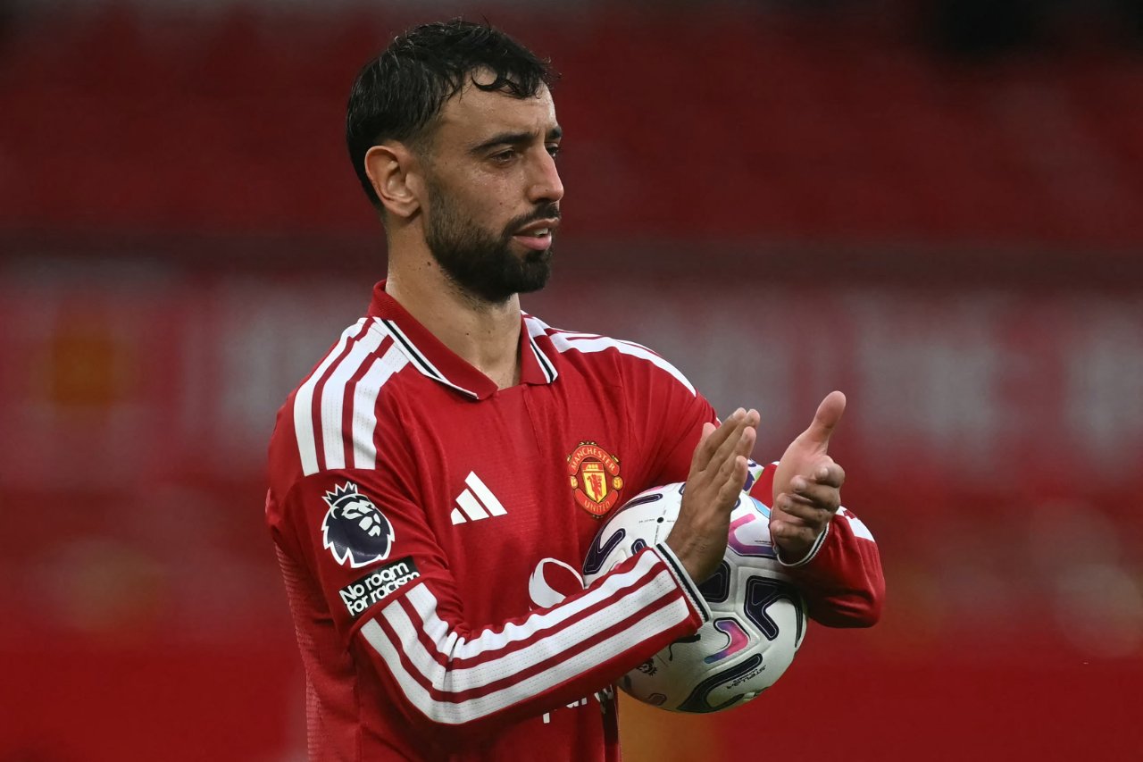 Bruno Fernandes'in güncel piyasa değeri 35 milyon euro olarak gösteriliyor.