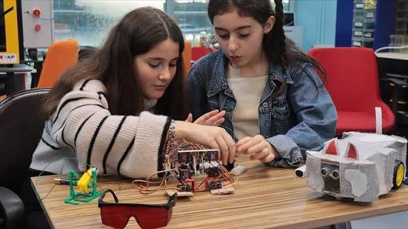 Türkiye PISA 2025'te tarih yazdı: Üç alanda da yükseliş gerçekleştirdik