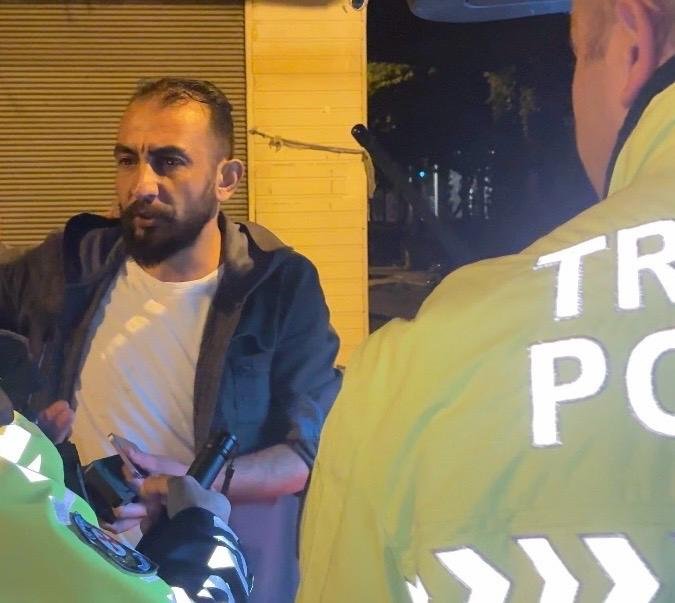 Alkollü sürücüden polisleri şaşırtan sözler! "Abartmayın" diyerek üste çıkmaya çalıştı