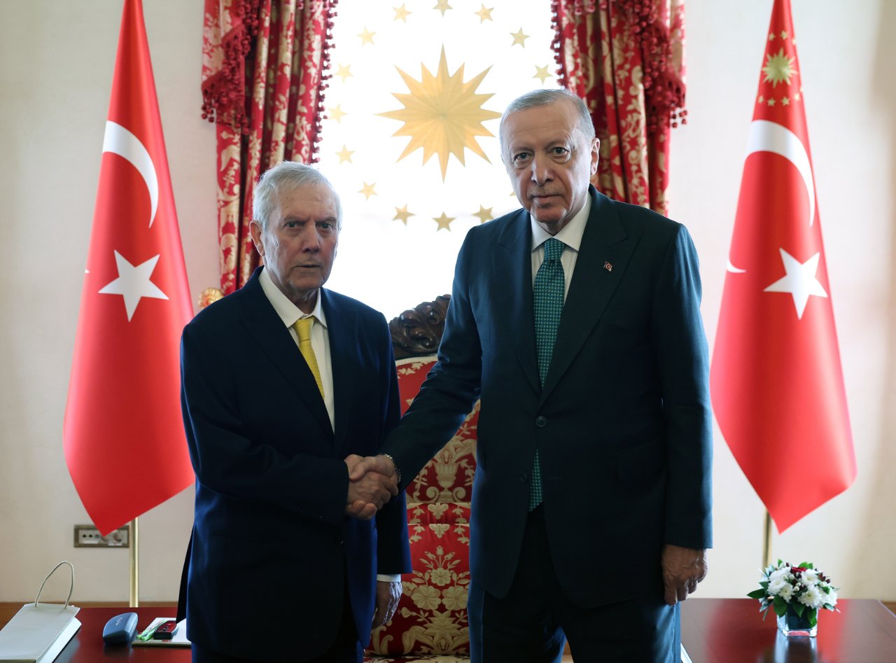 Cumhurbaşkanı Recep Tayip Erdoğan, 5 Eylül'de Süper Lig'de mücadele eden Beşiktaş, Fenerbahçe, Galatasaray ve Trabzonspor'un başkanları ve yöneticileriyle görüşmüştü.