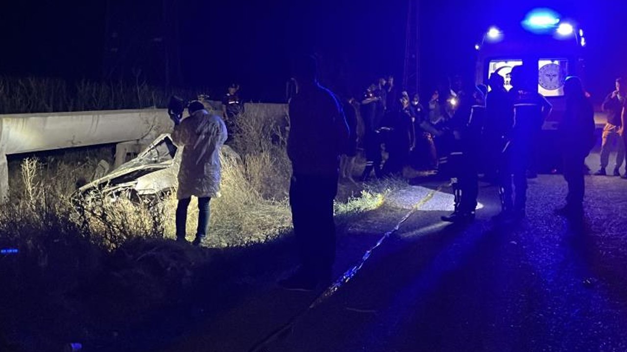 Karaman'da feci kaza! Takla atan araçtan fırlayıp can verdi